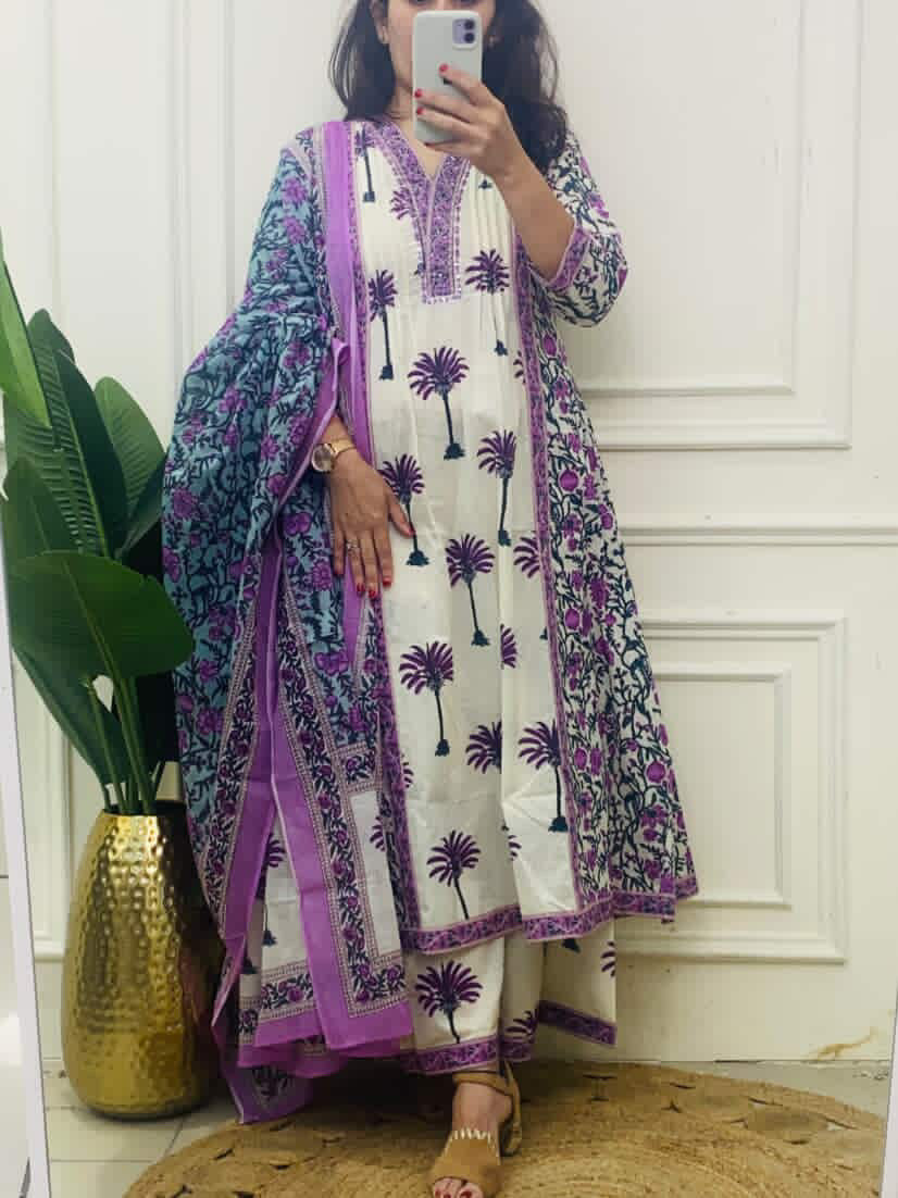 A - Line cotton suit with wide plazzo