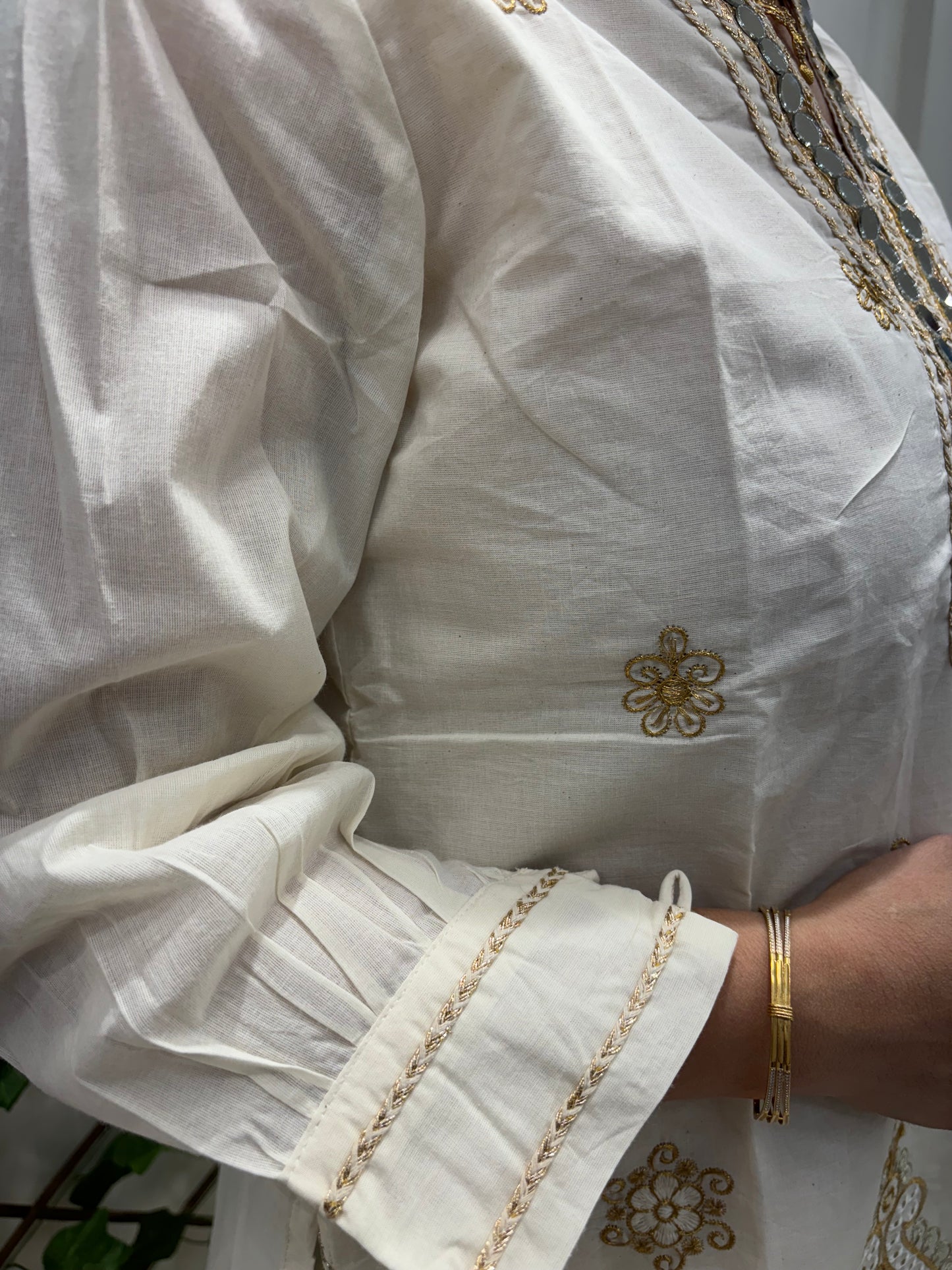 Off White Co-ord Set With Mirror Work On Neck And Cut Work Border