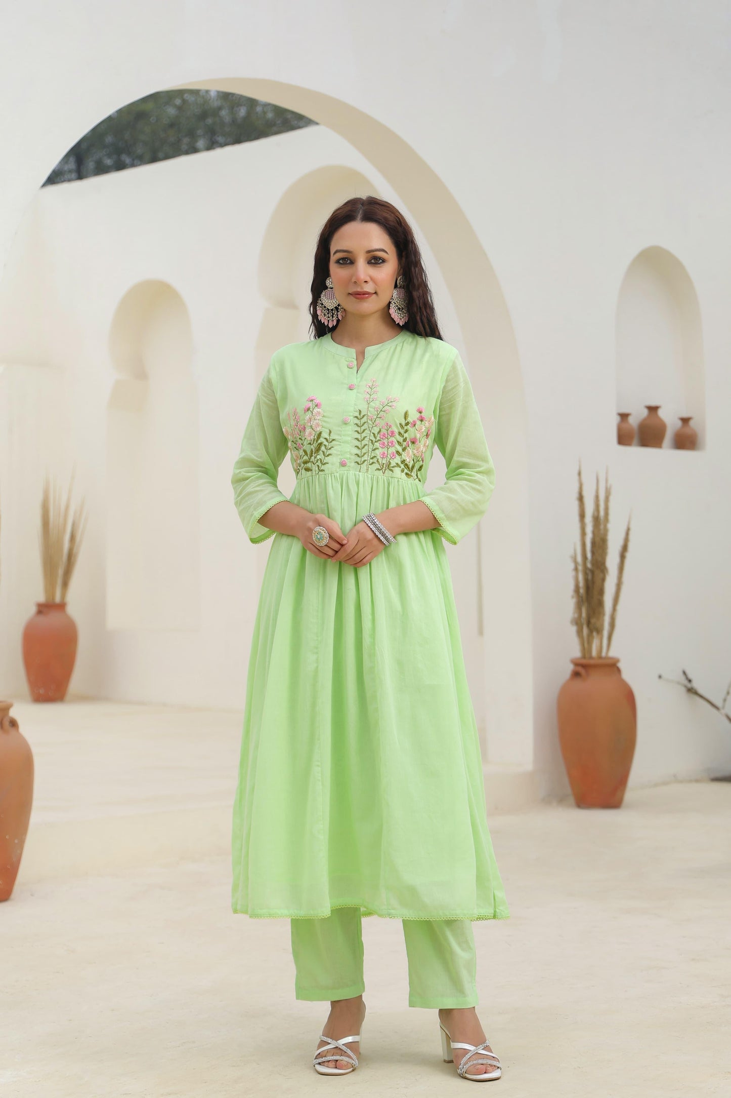Floral Thread Embroidered Mulmul Kurta Set