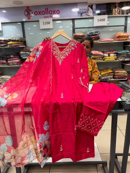 Vneck Rani hand embroidery partywear kurta set